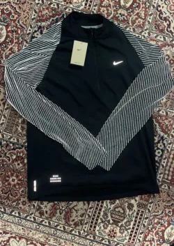 Review by Rayan